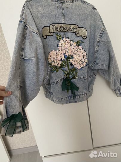 Джинсовая куртка