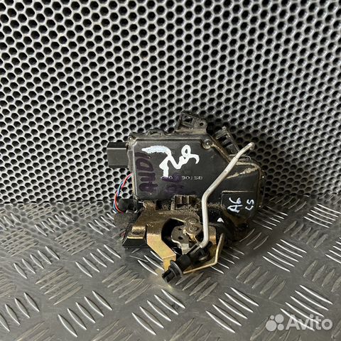 Замок двери Audi A6