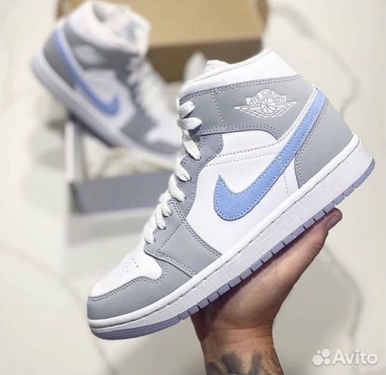 Nike Air Jordan 1 Mid Wolf Grey Aluminum