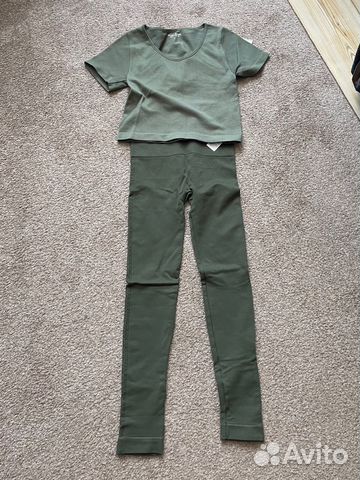 Костюм для фитнеса