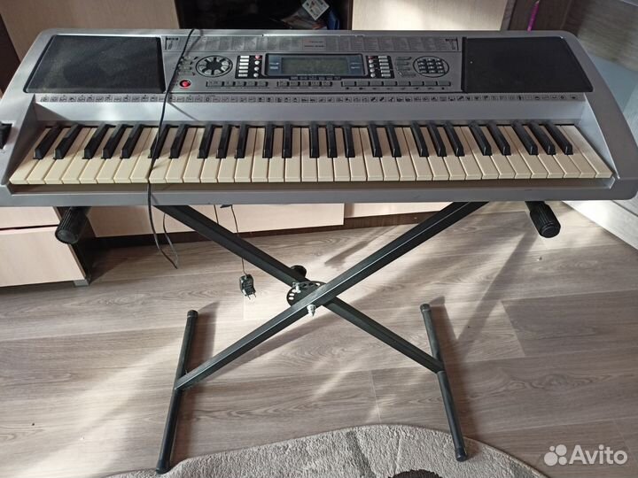 Синтезатор