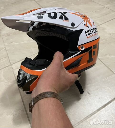 Мотошлем кроссовый Fox v3