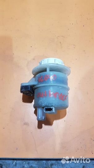 Бачок тормозной на Mitsubishi Outlander 1