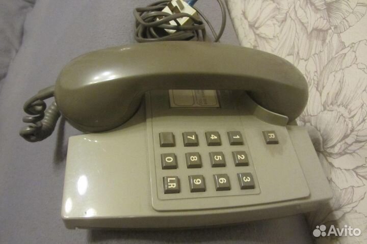 Кнопочный телефон texet TX-229