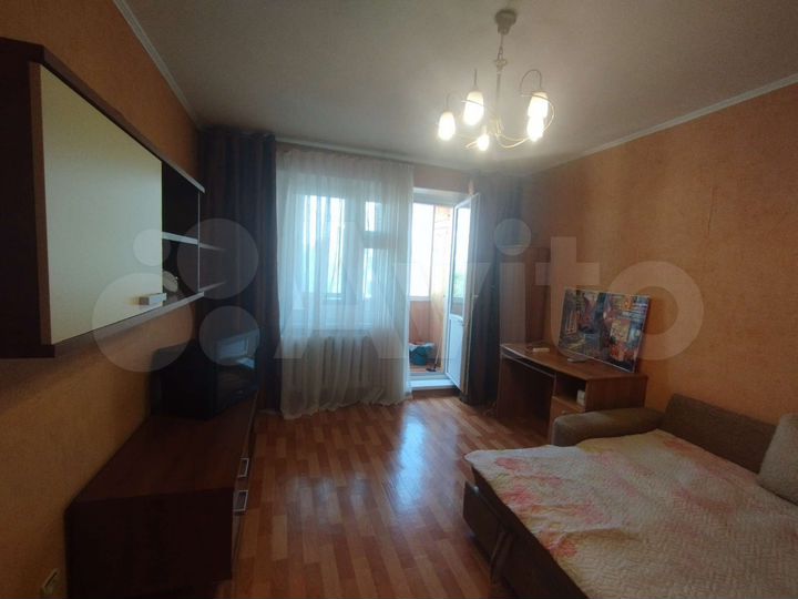 2-к. квартира, 48 м², 9/9 эт.