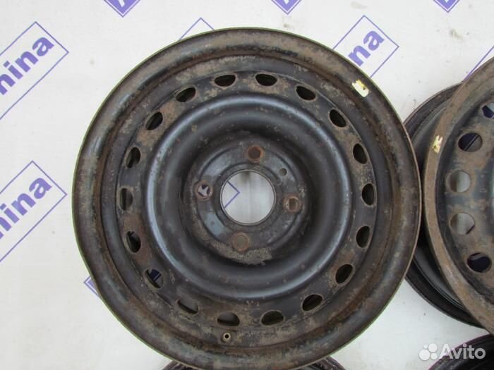 Диски Nissan R15 Штампованные 4x114.3 J5.5 BD