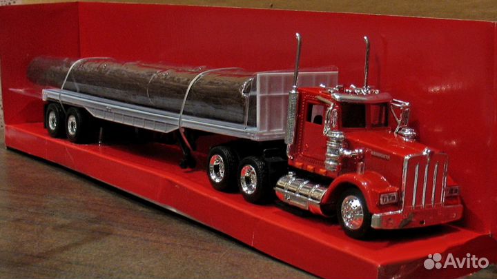 Модель машины NewRey. Кenworth W900 лесовоз N29