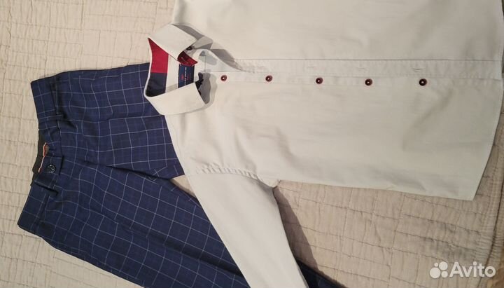 Продам костюм