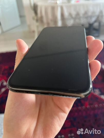 iPhone X, 64 ГБ