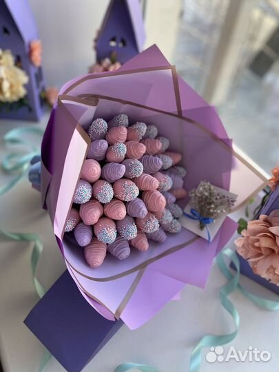 Букеты из клубники в шоколаде