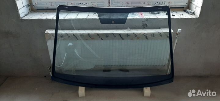 Лобовое стекло (оригинал) hyundai solaris 2
