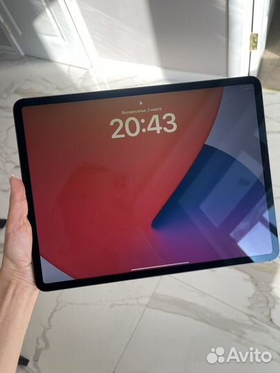 iPad pro 12.9 WiFi + Cellular