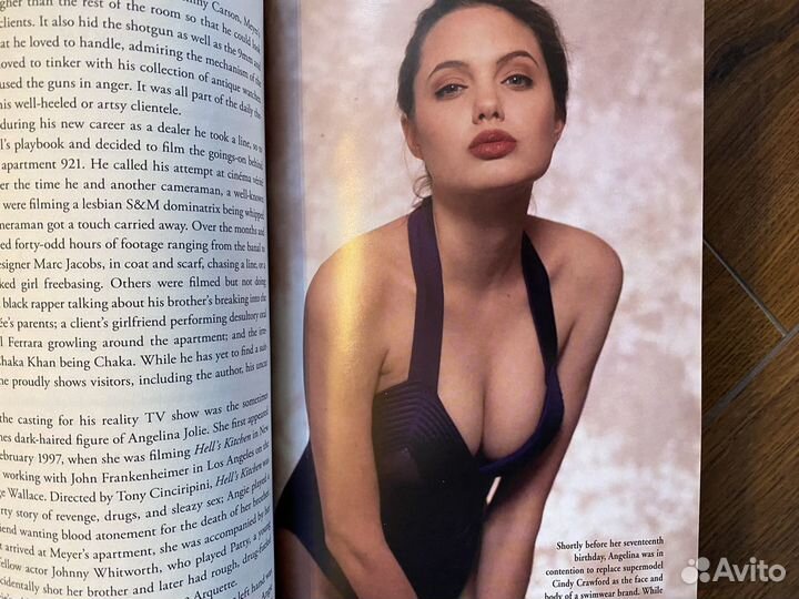 Биография Анджелины Джоли