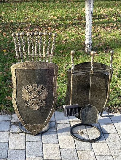 Щит подарочный/ подставка под шампуры