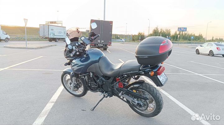 Triumph Tiger 900 2000 года (885i)