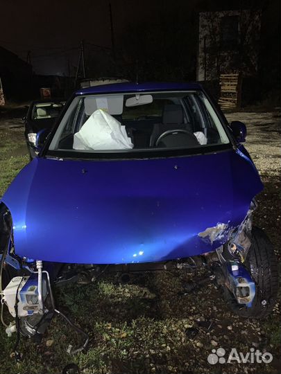 Suzuki swift разборка