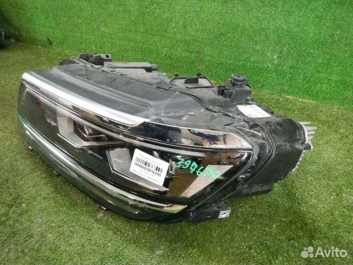 Фара левая Volkswagen Tiguan