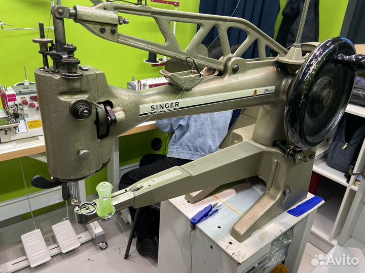 Рукавная обувная швейная машинка zinger 29