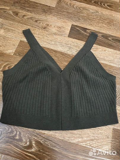 Топ H&M цвета хаки