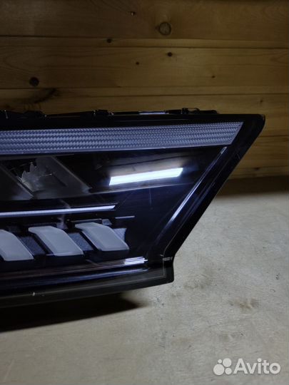 Фара Audi Q7 4M rest правая