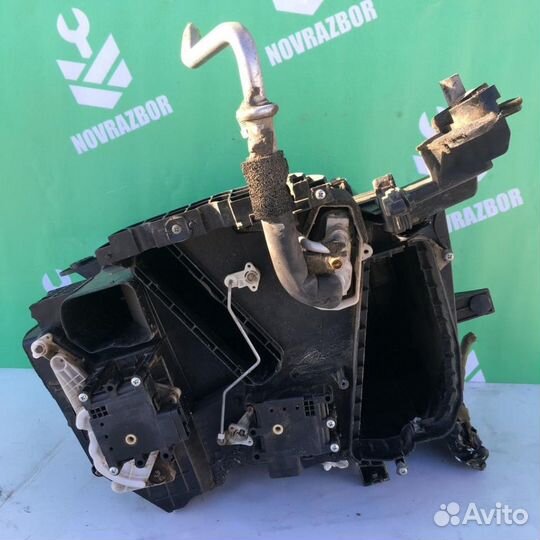 Корпус отопителя Мазда 6