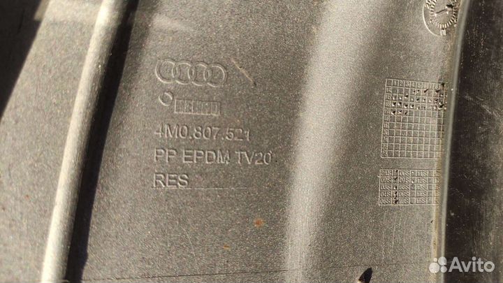 Юбка заднего бампера Audi Q7 (4M0807521)