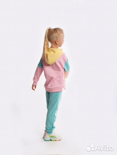 Детский спортивный костюм