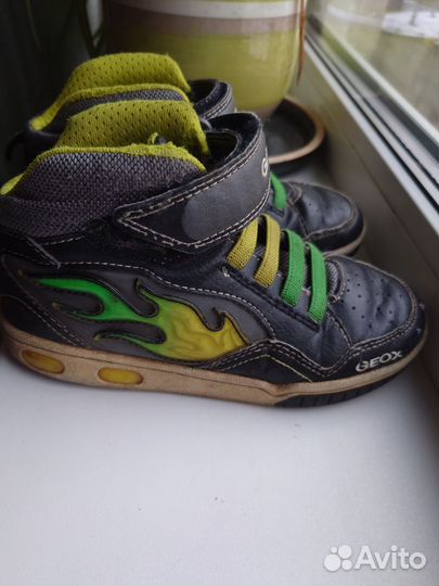 Кроссовки geox 31