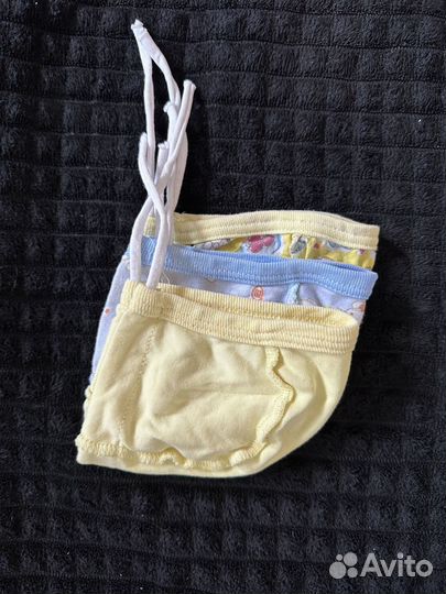 Чепчики и носки 0 - 6 мес