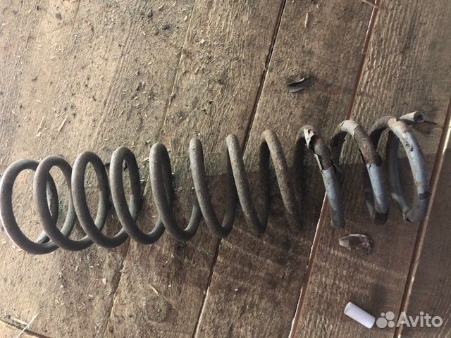 Пружина LADA 2109 хэтчбек 1.5 карбюратор 1983