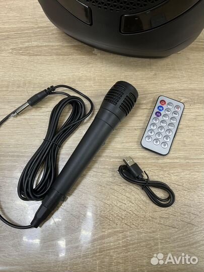 Большая Bluetooth колонка ZQS8230 новая