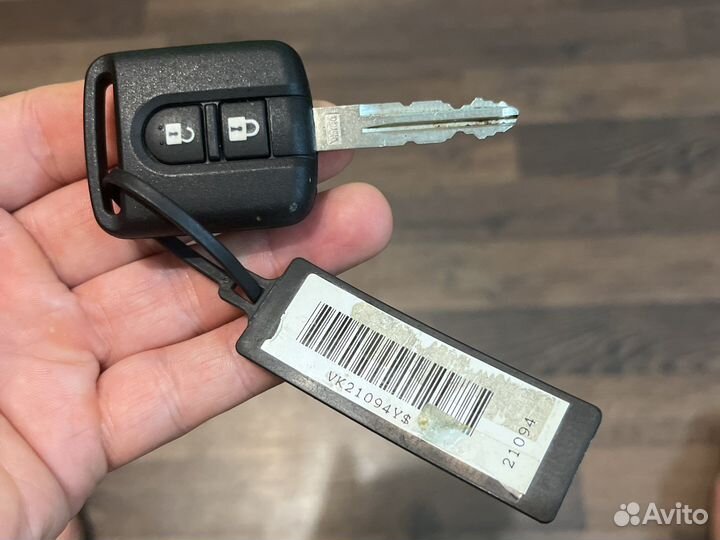 Ключ зажигания nissan