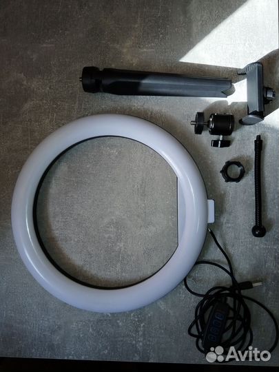 Кольцевая лампа