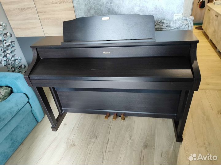 Продам цифровое пианино Roland HP 508-RW CJ