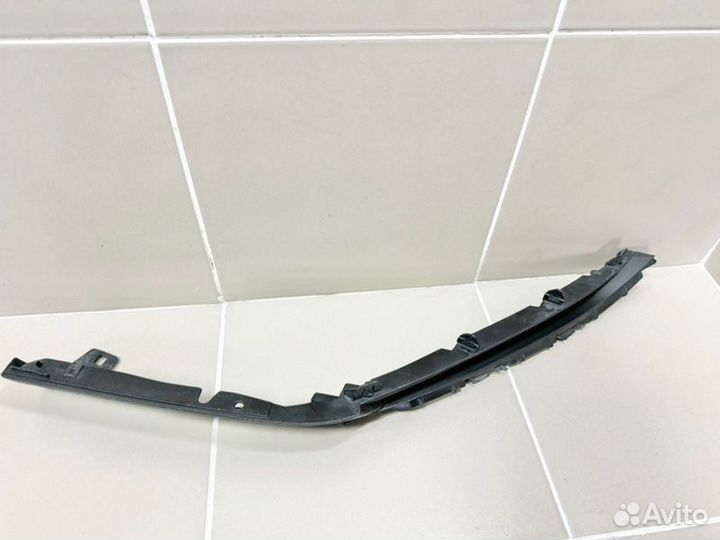 Спойлер бампера передний правый Lexus Rx AL20