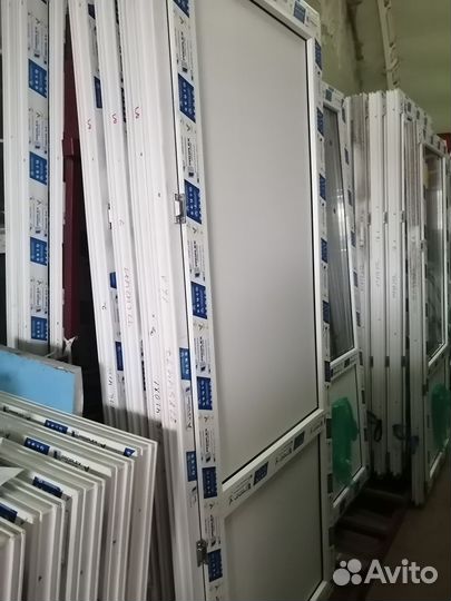 Двери 800х2000 мм балконные