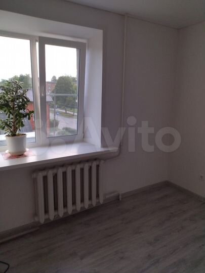 2-к. квартира, 43 м², 3/5 эт.