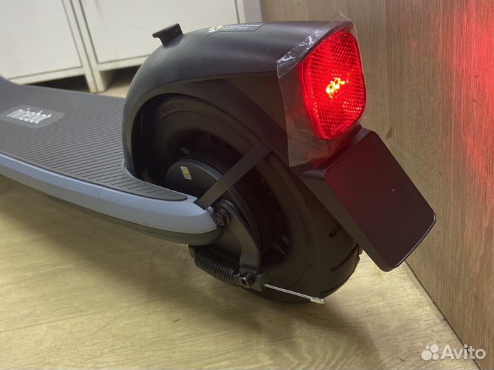 Электросамокат Xiaomi Ninebot E22 (новый)