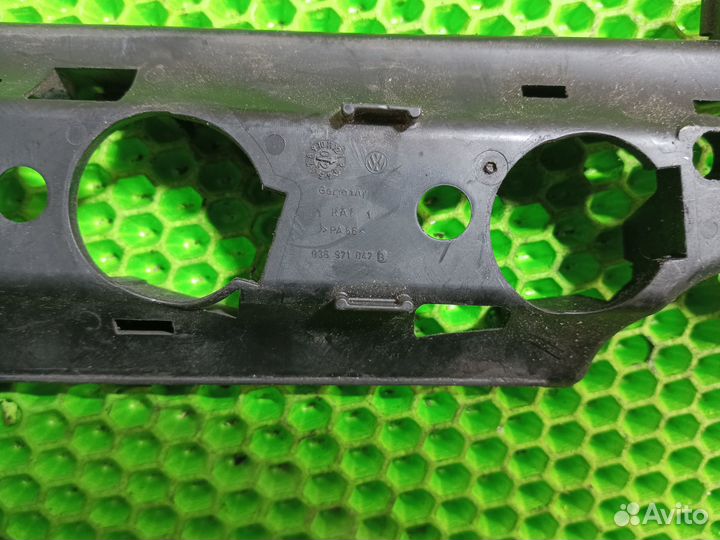 Канал для кабеля катушки Skoda Octavia