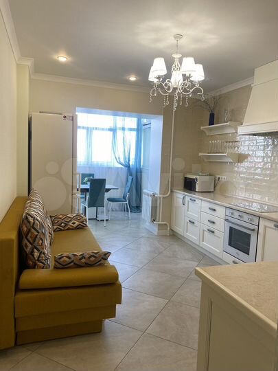 2-к. квартира, 79 м², 14/17 эт.