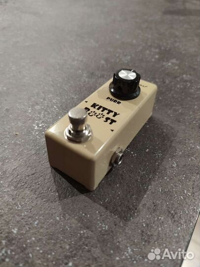Гитарная педаль бустер Yerasov kitty boost mini