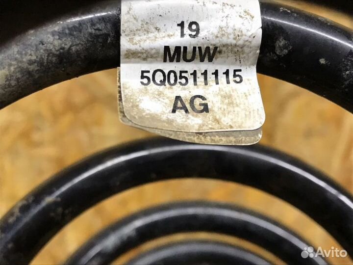 Пружина подвески задняя Skoda Octavia A7 лифтбек 1