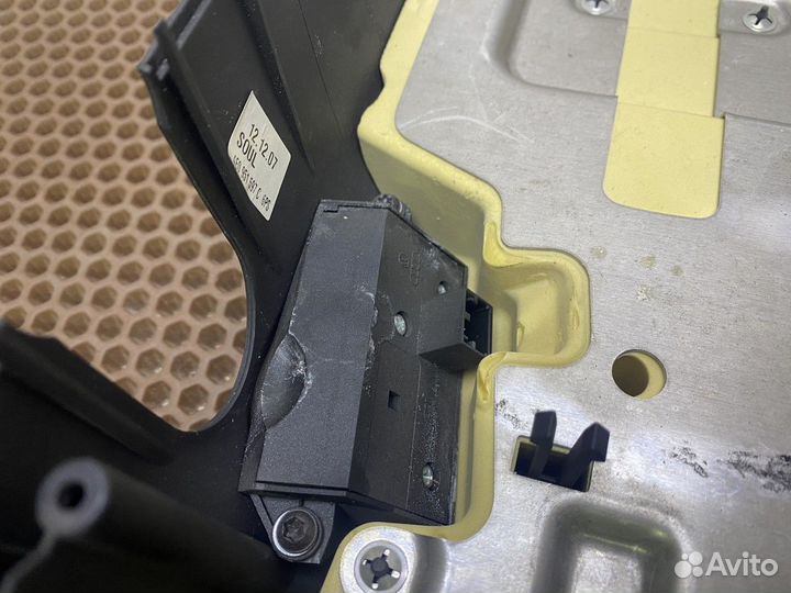 Кожух рулевой колонки Audi A8, Audi S8