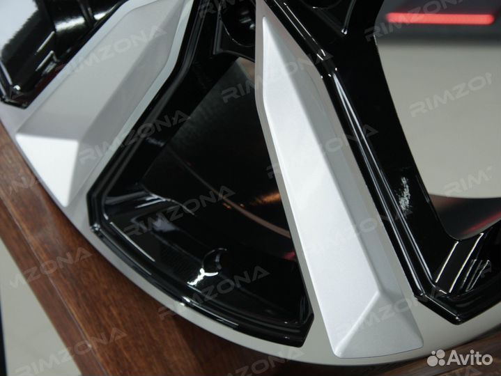 Литые диски RS5 R20 для Audi. Рассрочка