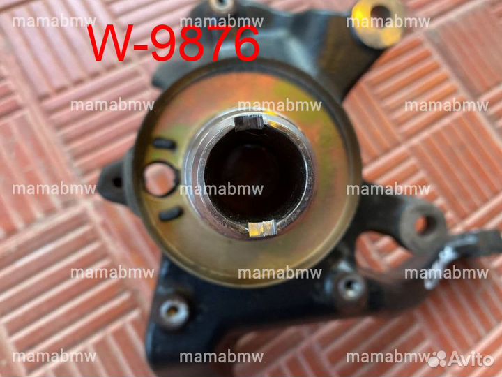 Цапфа кулак поворотный передний левый BMW E38