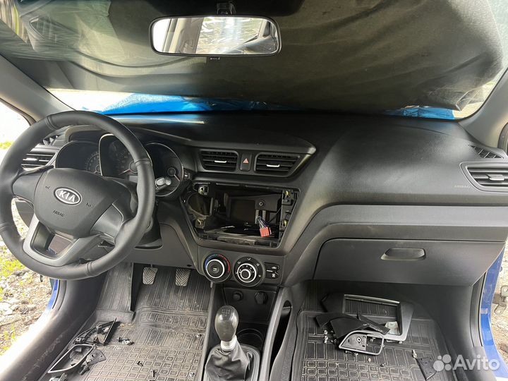 Комплект Безопасности/ торпедо kia rio 3