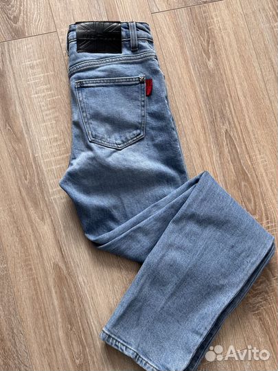 Новые джинсы richmond