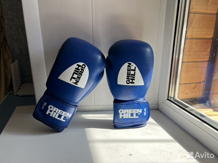 Боксерские перчатки green hill super star 10 oz