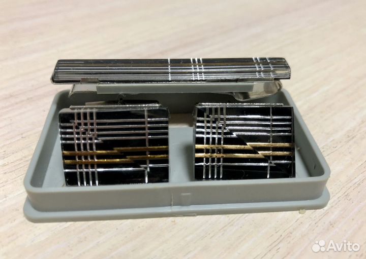 Набор. Запонки и зажим для галстука