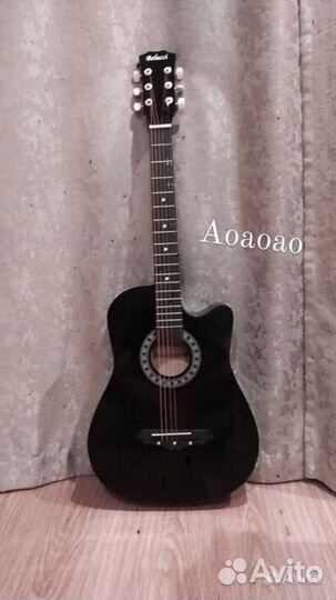Акустическая гитара